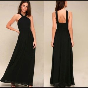 Lulu’s Air of Romance Maxi Dress
